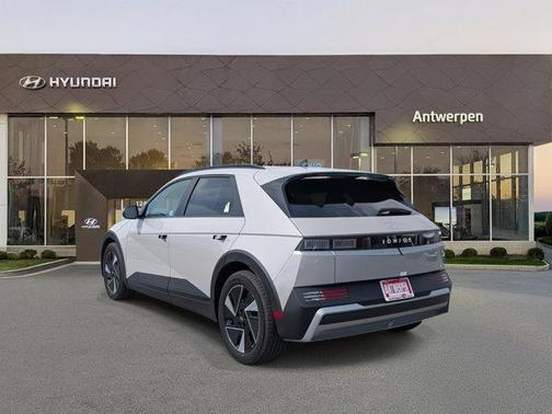 2025 Hyundai IONIQ 5 SEL