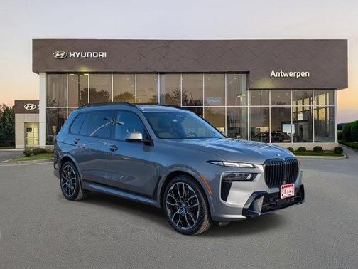 2024 BMW X7 xDrive40i