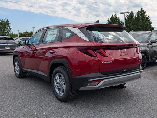 2025 Hyundai TUCSON SE