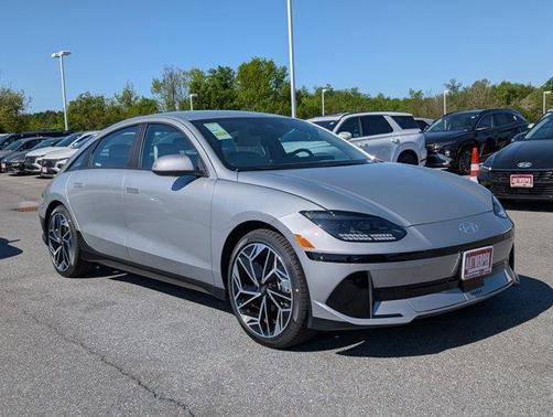 2025 Hyundai IONIQ 6 SEL