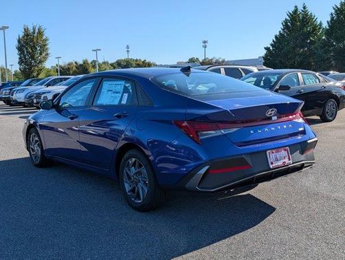 2025 Hyundai ELANTRA HEV Blue
