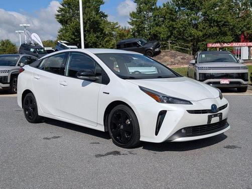 2021 Toyota Prius XLE