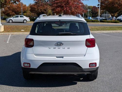 2021 Hyundai VENUE SEL