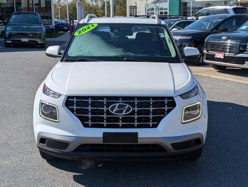 2021 Hyundai VENUE SEL