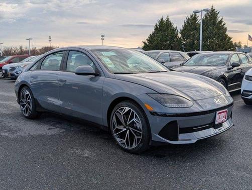 2025 Hyundai IONIQ 6 SEL