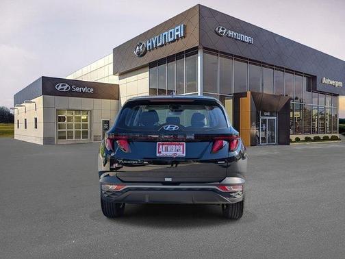 2024 Hyundai TUCSON SE