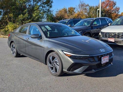 2025 Hyundai ELANTRA SEL Convenience