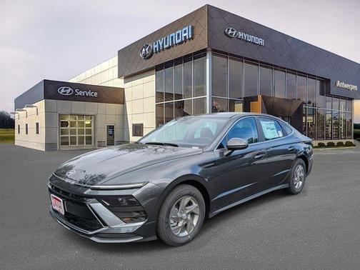 2026 Hyundai SONATA SE