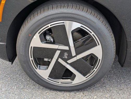 2026 Hyundai IONIQ 9 Performance Calligraphy