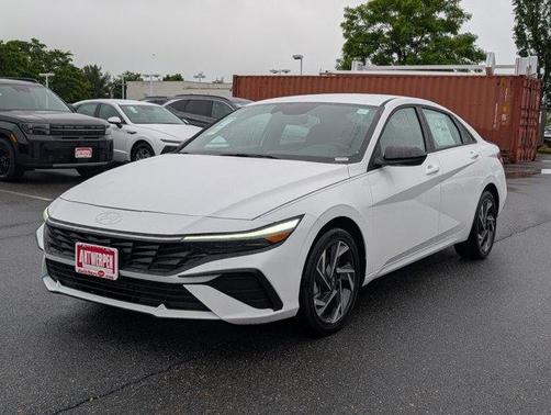 2025 Hyundai ELANTRA HEV SEL Sport