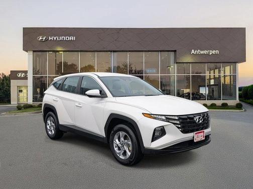2024 Hyundai TUCSON SE