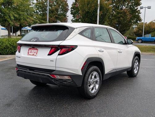 2024 Hyundai TUCSON SE