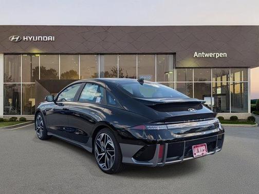 2025 Hyundai IONIQ 6 SEL