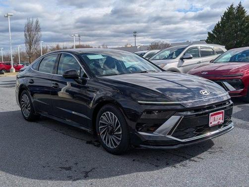 2025 Hyundai SONATA Hybrid Limited