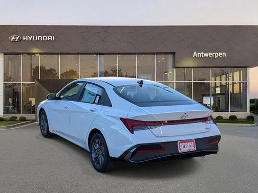 2026 Hyundai ELANTRA HEV Blue