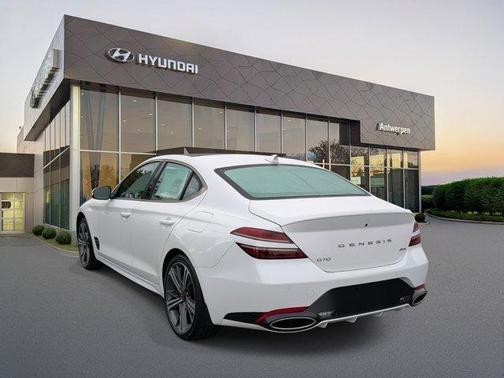 2024 Genesis G70 2.5T
