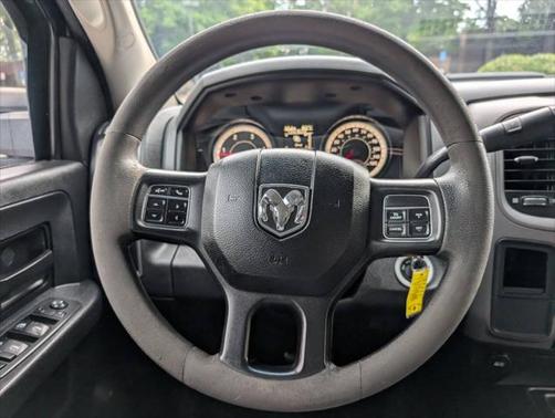 2017 RAM 3500 Tradesman Crew Cab 4x4 8' Box
