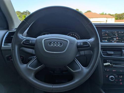 Blue 2014 Audi Q5 2.0T Premium Plus