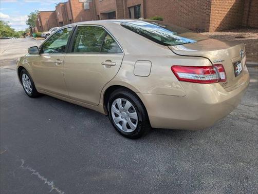 2010 Toyota Camry LE
