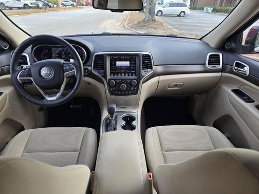 2016 Jeep Grand Cherokee Laredo