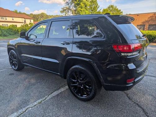 2018 Jeep Grand Cherokee Laredo E