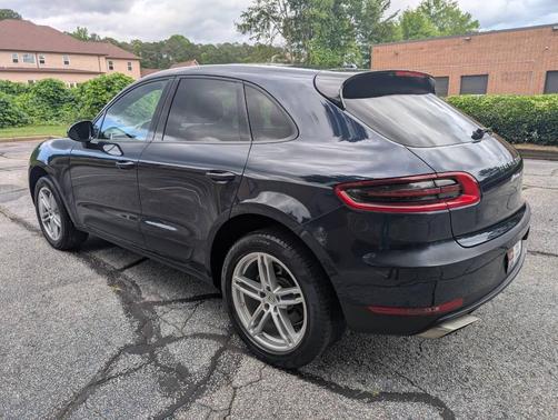 2018 Porsche Macan Sport Edition