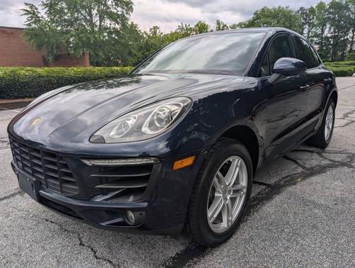 2018 Porsche Macan Sport Edition