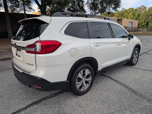 2019 Subaru Ascent Premium 8-Passenger