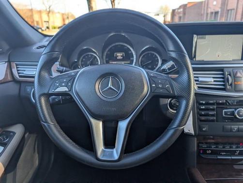 2013 Mercedes-Benz E-Class 4MATIC
