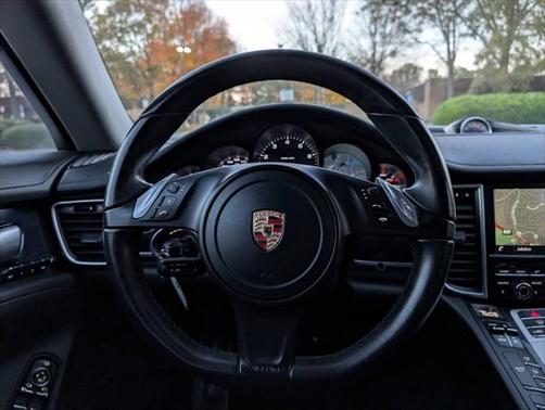 2014 Porsche Panamera 4
