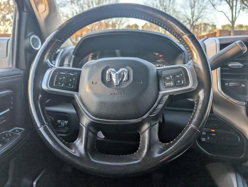 2022 RAM 3500 Laramie Crew Cab 4x4 8' Box