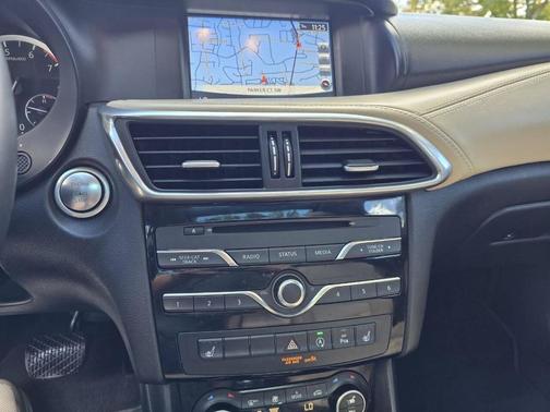 2018 INFINITI QX30 Premium