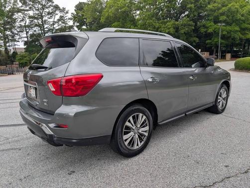 Gun Metallic 2019 Nissan Pathfinder SL