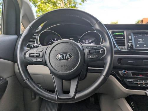 Silky Silver 2019 Kia Sedona EX