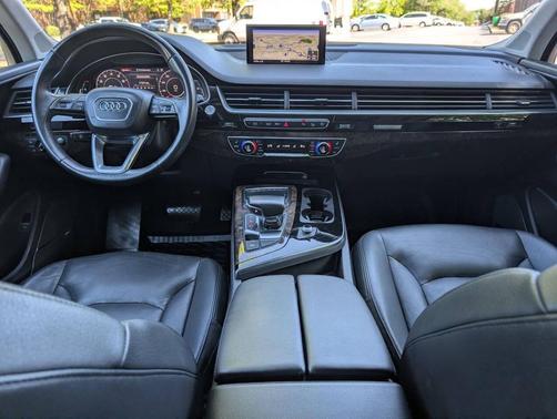 Gray 2018 Audi Q7 3.0T Prestige