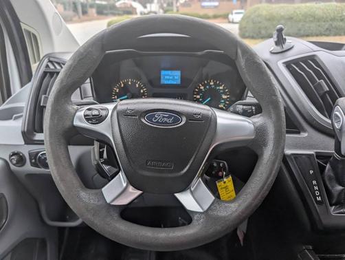 2015 Ford Transit-250 Base