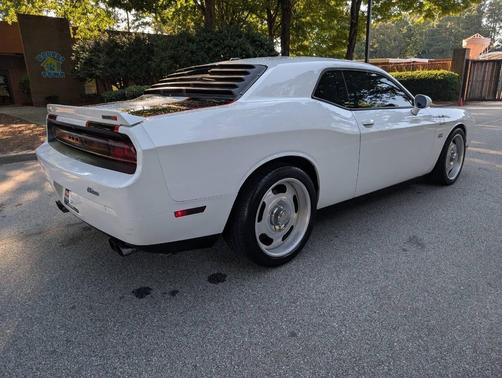 2013 Dodge Challenger SRT8