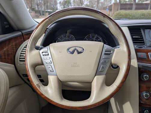 2015 INFINITI QX80 Base