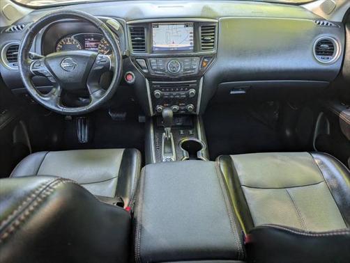 2019 Nissan Pathfinder SL
