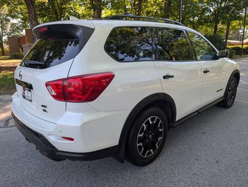 2019 Nissan Pathfinder SL