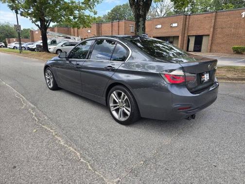 2018 BMW 330 330i 4dr Sedan