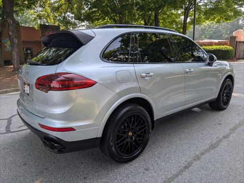 2018 Porsche Cayenne E-Hybrid S