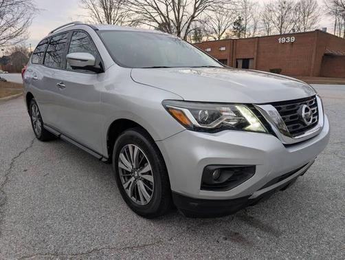 2020 Nissan Pathfinder SL 2WD