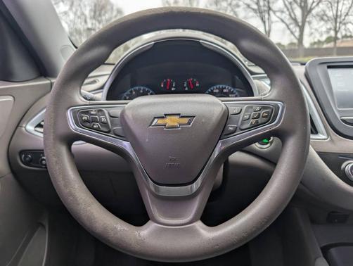 2017 Chevrolet Malibu 1LS