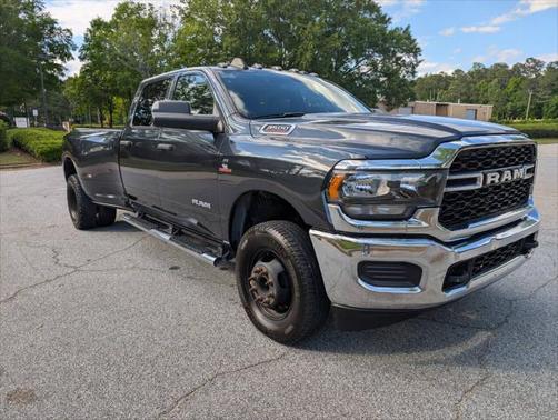 2021 RAM 3500 Tradesman Crew Cab 4x4 8' Box