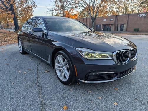 2016 BMW 750 i xDrive