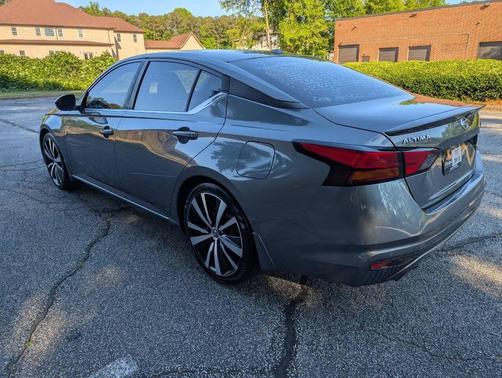 Gun Metallic 2020 Nissan Altima SR FWD