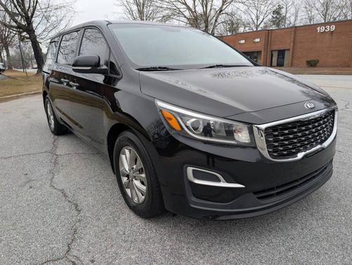 2019 Kia Sedona LX