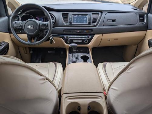 2019 Kia Sedona LX
