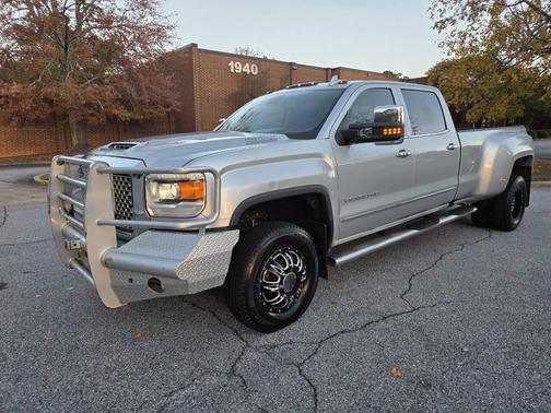 2017 GMC Sierra 3500 Denali